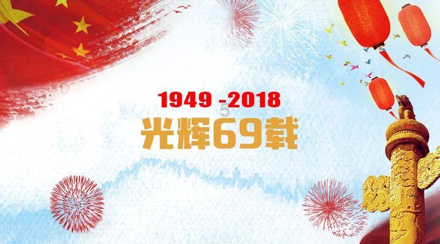 漂亮女孩清洗车