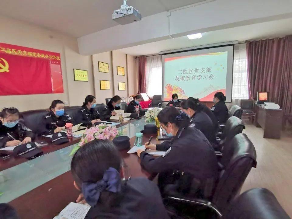 打好怀旧消费“情怀牌”